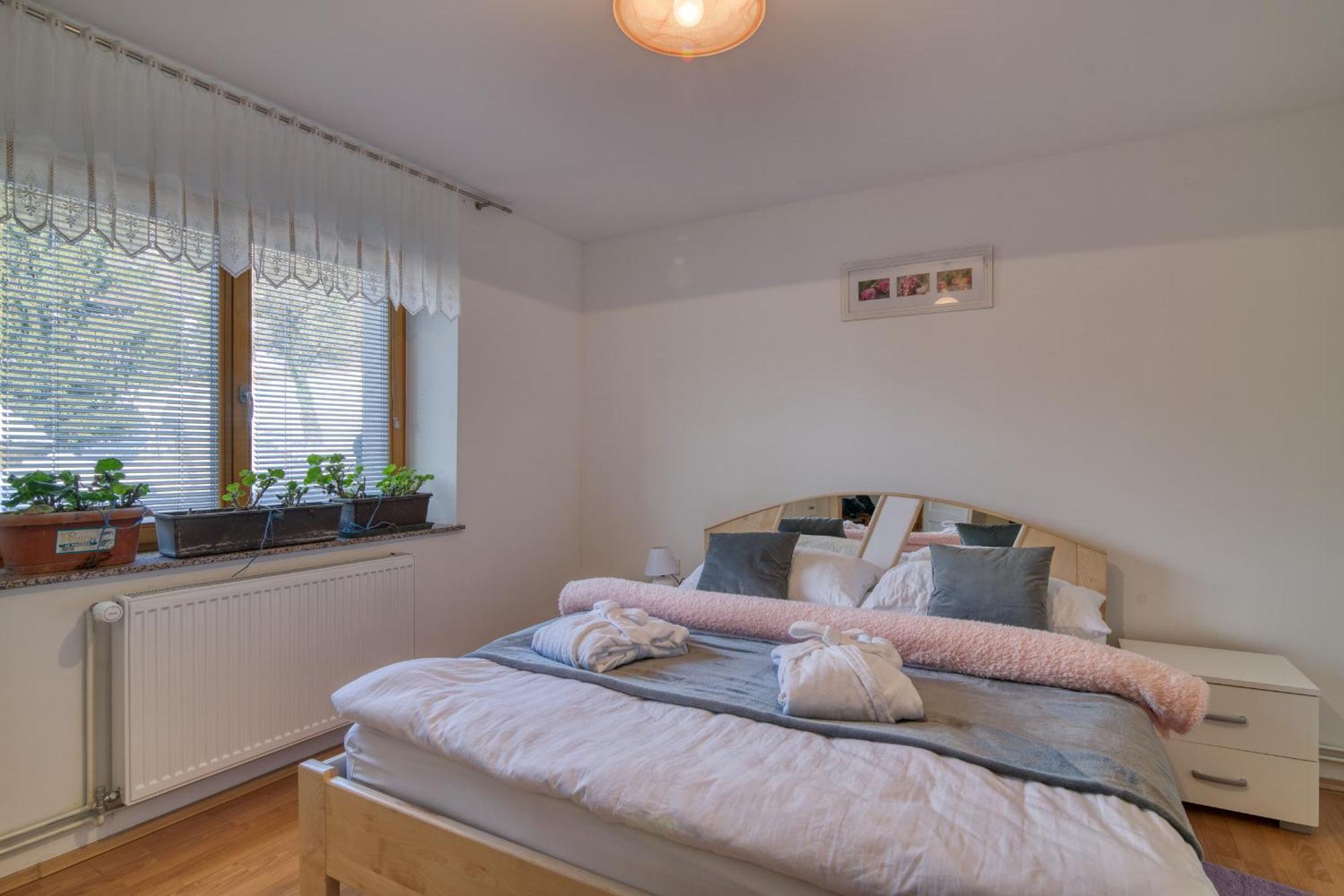 Robida Villa Vransko Eksteriør bilde